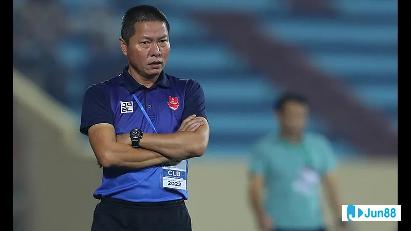 Nhận định HLV Chu Đình Nghiêm vs tiền đạo Nam Định 8 hlv chu dinh nghiem va tien dao nam dinh phan ung