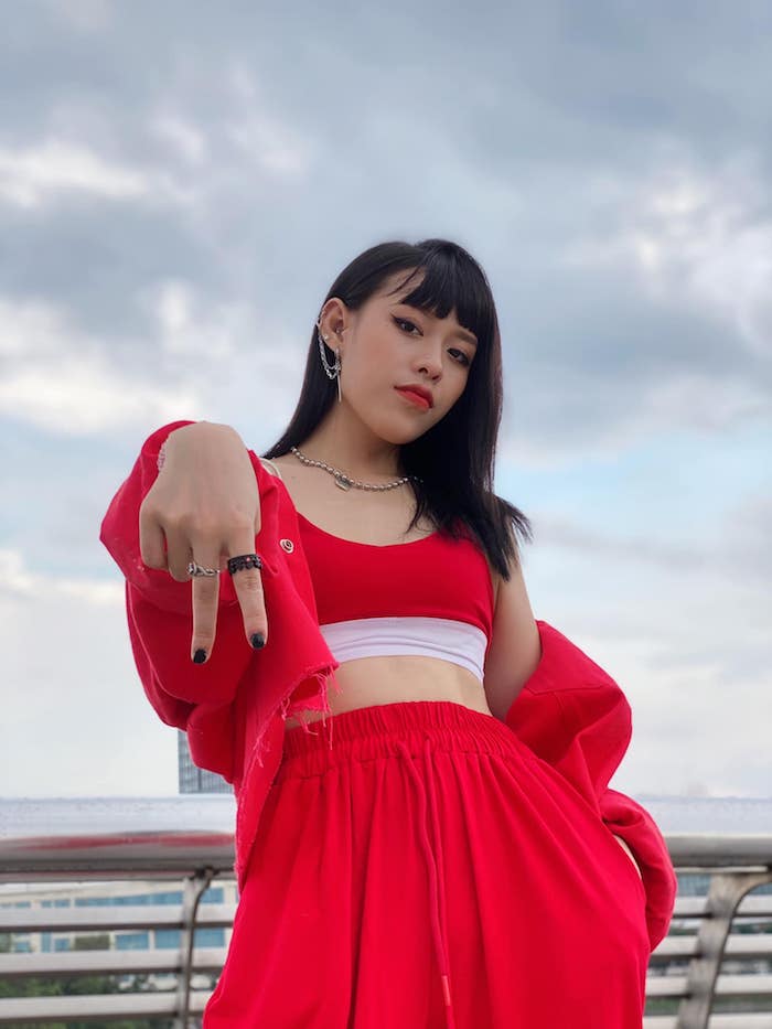 Trà Đặng - Hot Tiktoker Có Người Theo Dõi Nhiều Nhất Nhì VN 4 tra dang 3