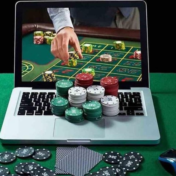 Top 10 nhà cái casino online uy tín trên thị trường 6 z3246256313973 83685ebc649c4df98d5ad3799996bddb 4